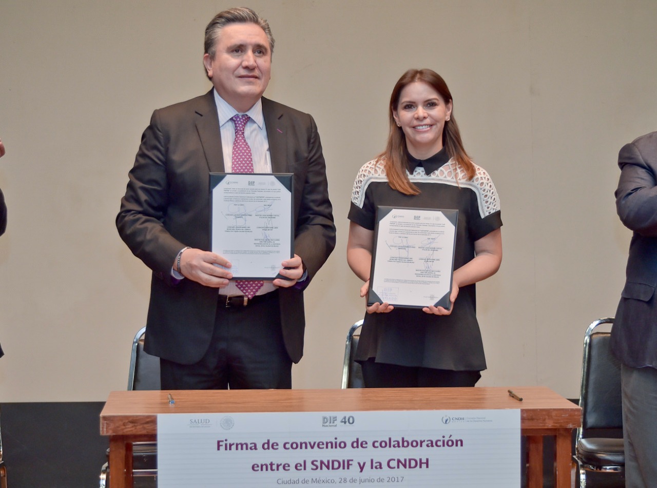 DIF Nacional y la CNDH firman convenio de colaboración